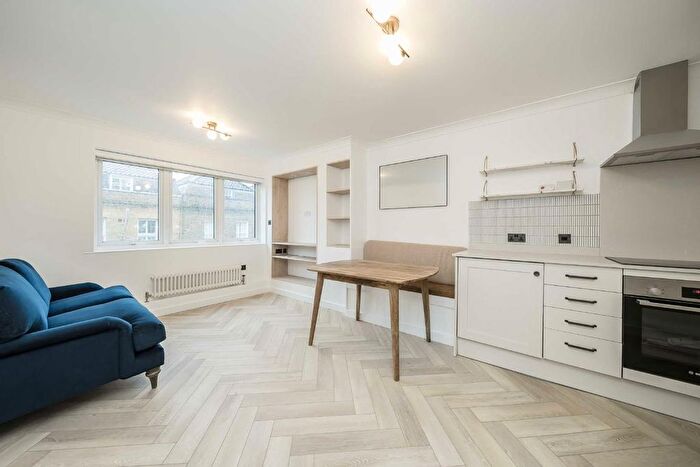 1 Bedroom Flat To Rent In Old London Road, Kingston Upon Thames, KT2