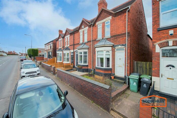 2 Bedroom Semi-Detached House To Rent In Lichfield Road, Shelfield, Walsall, WS4