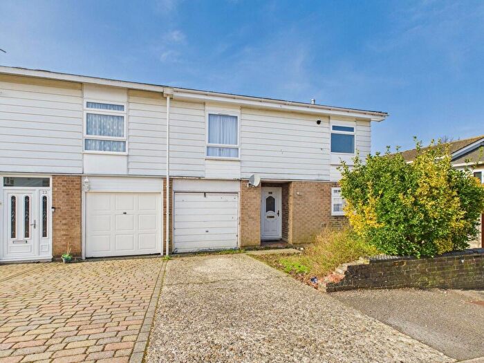 3 Bedroom Terraced House To Rent In Glastonbury Close, Popley, Basingstoke, RG24