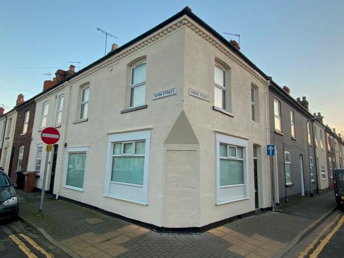 2 Bedroom Terraced House To Rent In Cross Street, Lincoln, LN5