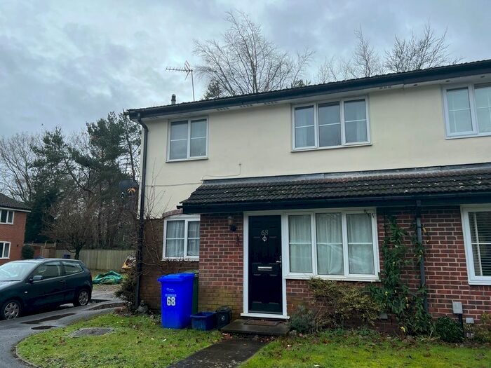 1 Bedroom Semi-Detached House To Rent In Nightingale Close, Cove, Farnborough, GU14
