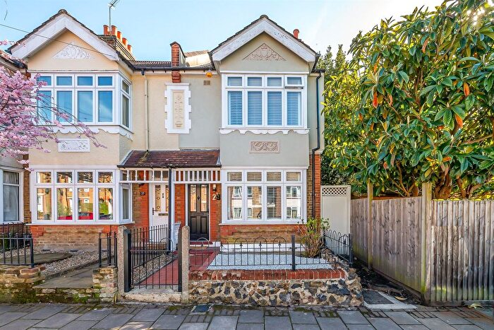 3 Bedroom End Terrace House For Sale In Bickley Crescent, Bickley, BR1