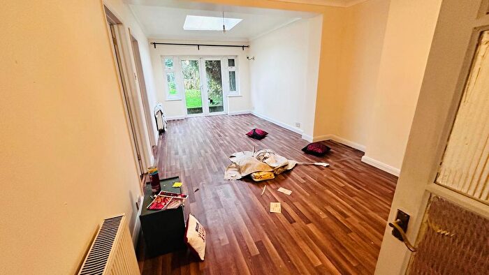 3 Bedroom Semi-Detached Bungalow To Rent In Chaplin Road, Wembley, HA0