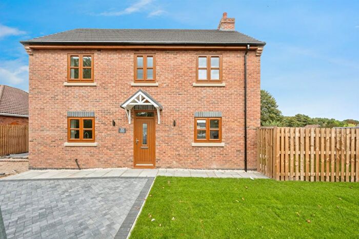 3 Bedroom Detached House For Sale In Brigg Road, Broughton, Brigg, DN20