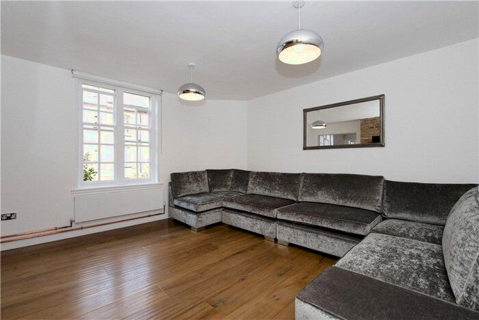 3 Bedroom Flat To Rent In Cookham House, Montclare Street, E2