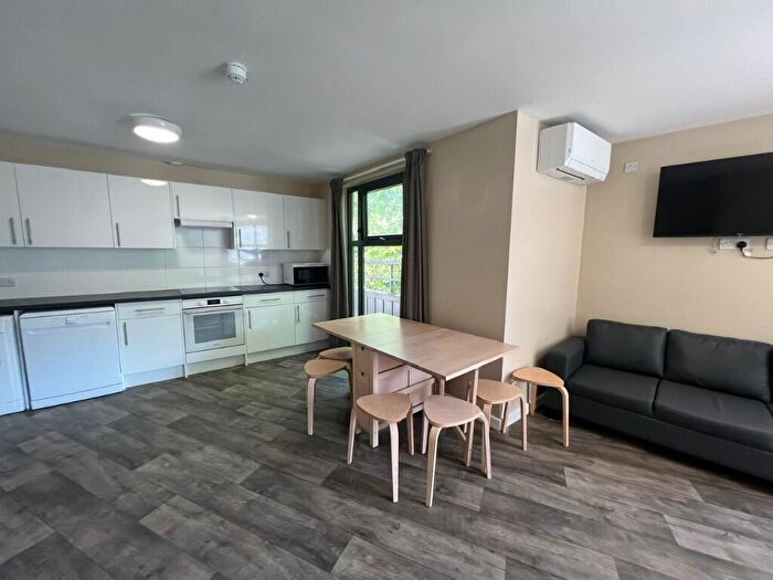 7 Bedroom Flat To Rent In Stokes Croft, Bristol, BS1