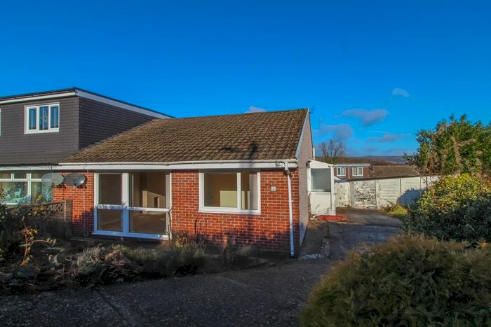 3 Bedroom Property To Rent In Ashford Close, Glyncoch, Pontypridd CF37