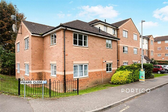 2 Bedroom Flat To Rent In Friars Close, Ilford, IG1