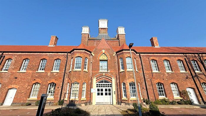 3 Bedroom Duplex For Sale In Nightingale House, Arkell Way, Selly Oak, B29