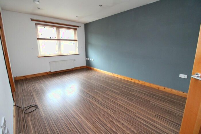 1 Bedroom Flat For Sale In Knocknagael, Slackbuie, Inverness., IV2