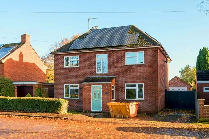 4 Bedroom Detached House For Sale In Twyford, Banbury, Oxfordshire, OX17