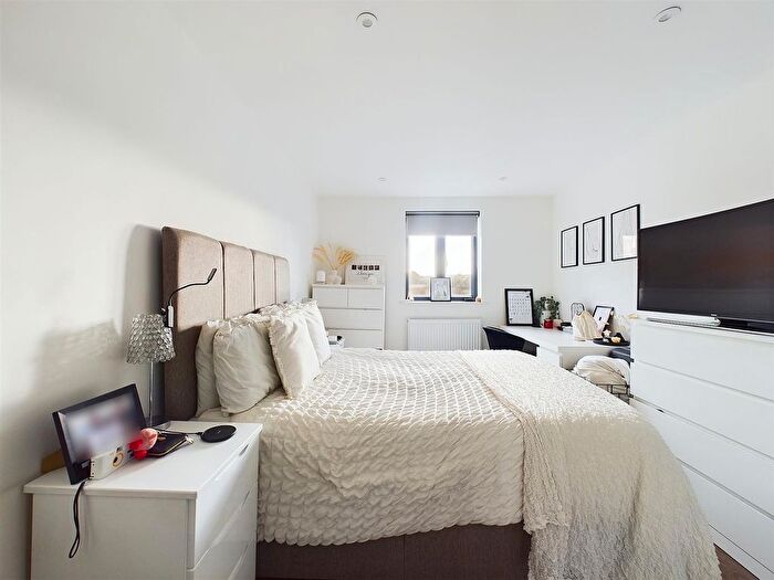 1 Bedroom Flat To Rent In Quilters Court, High Street, Ruislip, HA4