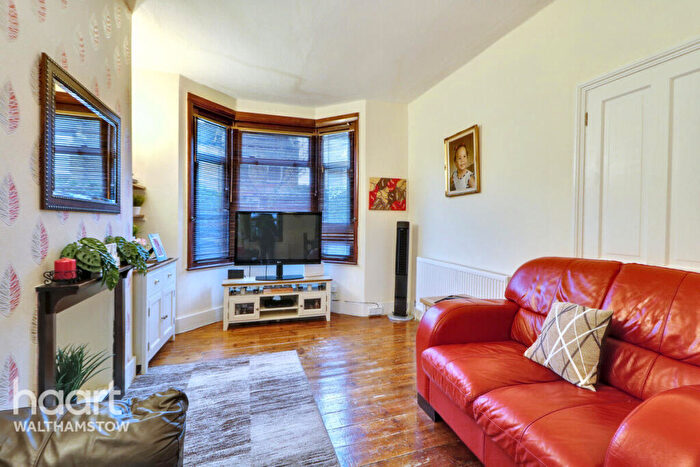 3 Bedroom Terraced House For Sale In Ivy Road, Walthamstow, E17