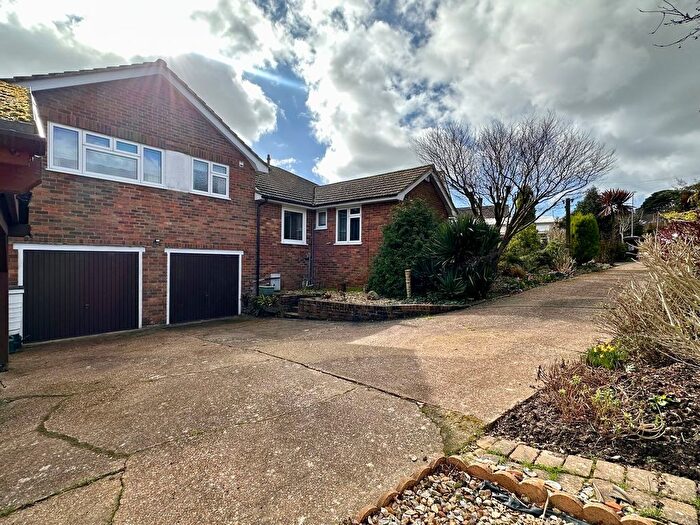 3 Bedroom Chalet For Sale In Duke Street, Bexhill-On-Sea, TN39