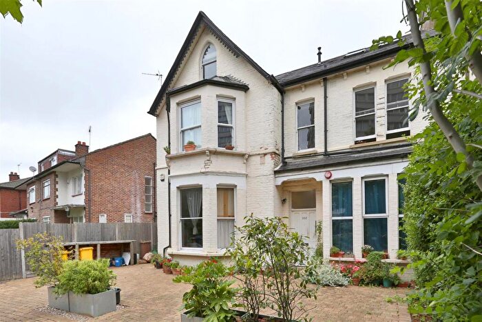 1 Bedroom Flat To Rent In Bethune Road, N16