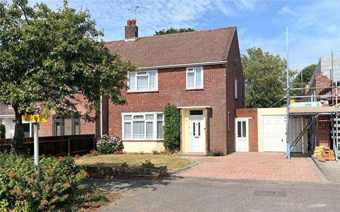 3 Bedroom House For Sale In Castle Avenue, Highcliffe, Christchurch, Dorset, BH23