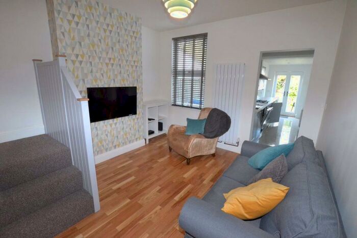 3 Bedroom House To Rent In Handford Street, Derby, DE22