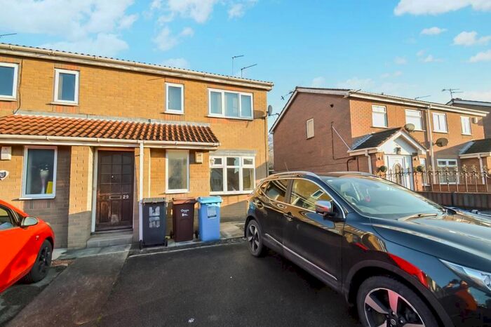 1 Bedroom Terraced House To Rent In Bannister Drive, Hull, HU9