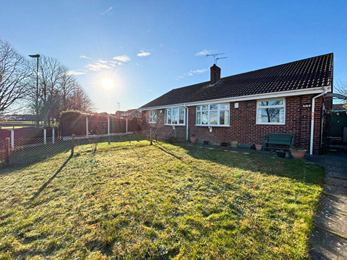 2 Bedroom Semi-Detached Bungalow For Sale In Thorpe Green, Waterthorpe, S20