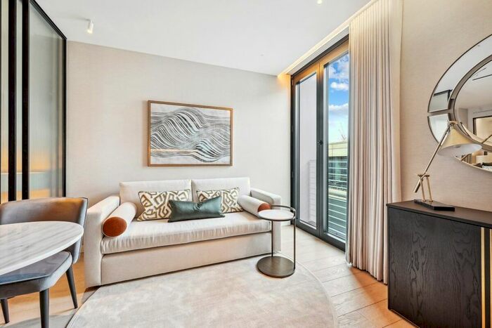 Studio To Rent In Hanover Square, Mayfair, W1S