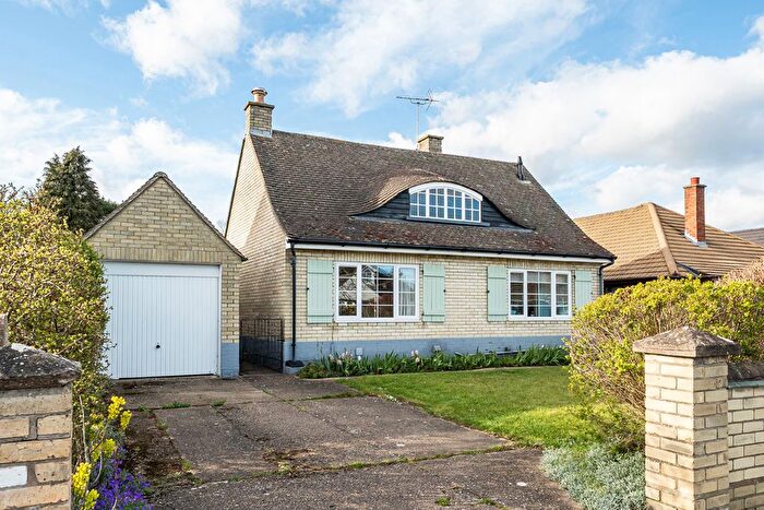 3 Bedroom Bungalow For Sale In Edinburgh Road, Newmarket, CB8