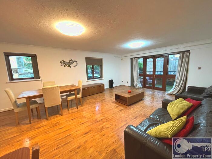 2 Bedroom Flat To Rent In Fletcher Street, Tower Hill, E1