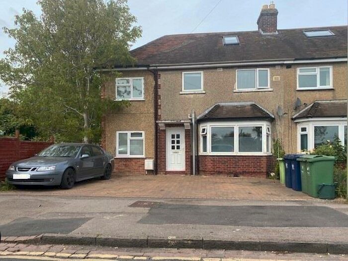 6 Bedroom Semi-Detached House To Rent In Horspath Road, Oxford, OX4