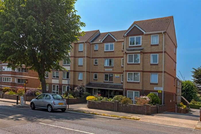 2 Bedroom Property For Sale In The Drive, Hove, BN3