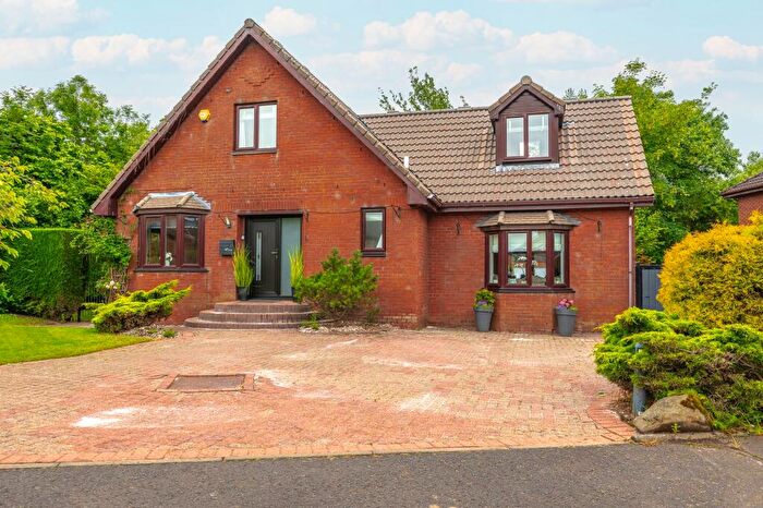 4 Bedroom Detached House For Sale In Ennis Park, Polbeth, EH55