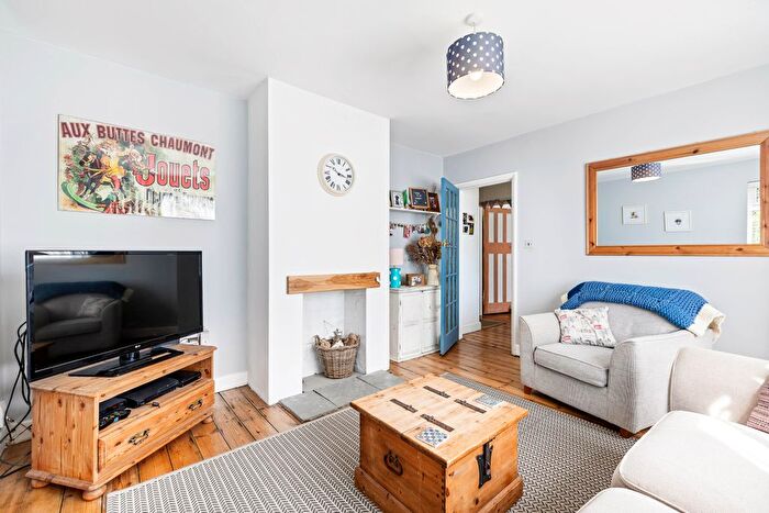 2 Bedroom Detached Bungalow For Sale In Ref: Gk - Southern Avenue, Salfords, RH1