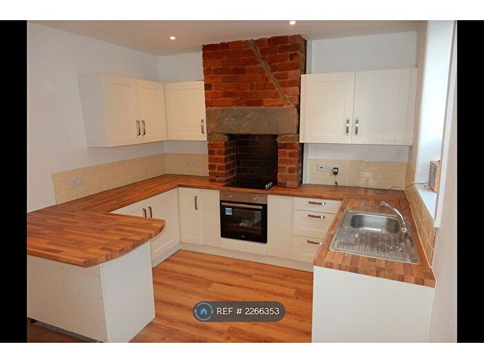 2 Bedroom Terraced House To Rent In School Street, Blackburn, BB1