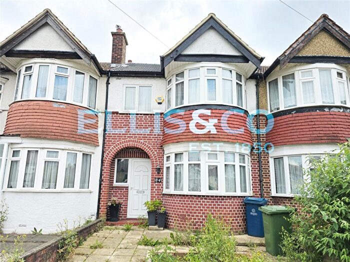 3 Bedroom Terraced House To Rent In Waverley Road, Harrow, HA2