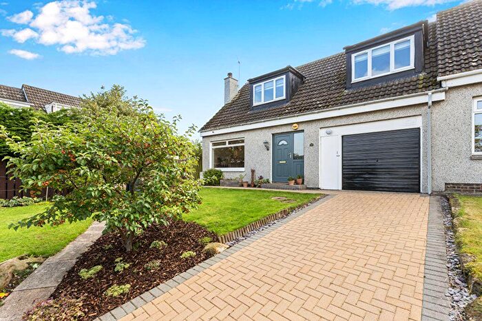 4 Bedroom End Of Terrace House For Sale In Lamberton Court, Pencaitland, EH34