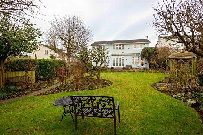 5 Bedroom Detached House For Sale In Coombe Lodge, Rose Croft, East Keswick, Leeds, LS17