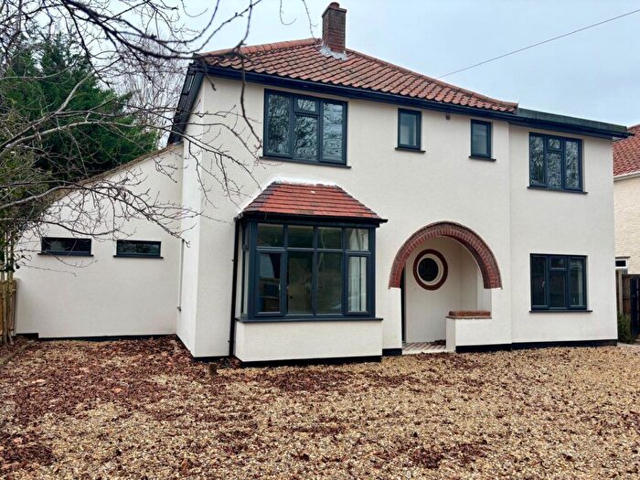 6 Bedroom Detached House For Sale In Earlham Road, Close To The Uea, NR4