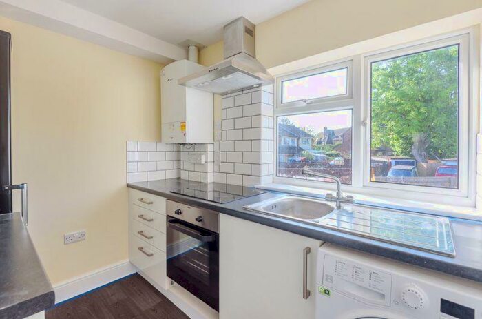 2 Bedroom Maisonette To Rent In Buckthorne Lane, Cholsey, OX10