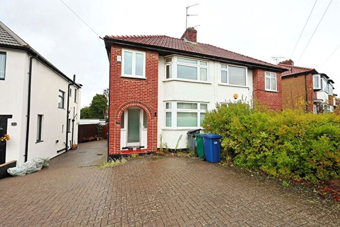 3 Bedroom Semi Detached House For Sale In Riverdene, Edgware, Greater London, HA8