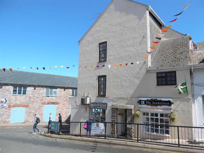 3 Bedroom Flat To Rent In The Strand, Brixham, TQ5