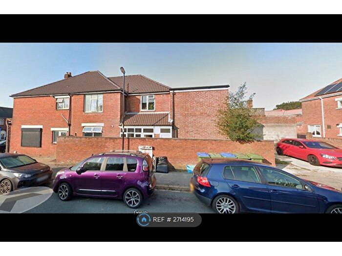 4 Bedroom Flat To Rent In Deacon Road, Southampton, SO19