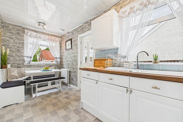 2 Bedroom Semi-Detached House For Sale In Hillfoot Gardens, Wishaw, ML2