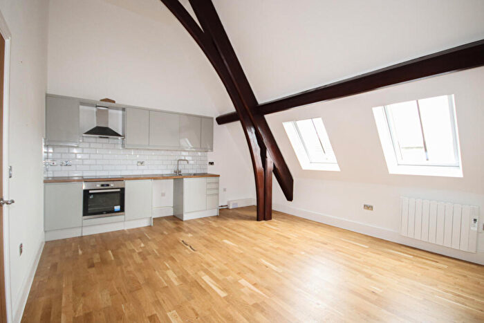 2 Bedroom Flat To Rent In London Road, Dover, CT17