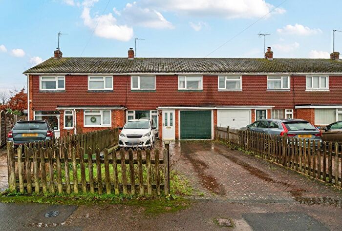 3 Bedroom Terraced House For Sale In Westfield Avenue, Tewkesbury, Gloucestershire, GL20