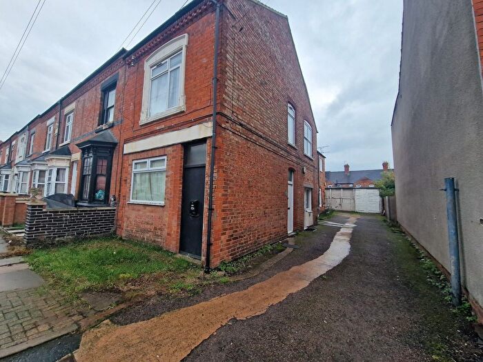 2 Bedroom Flat To Rent In Healey Street, Wigston, LE18