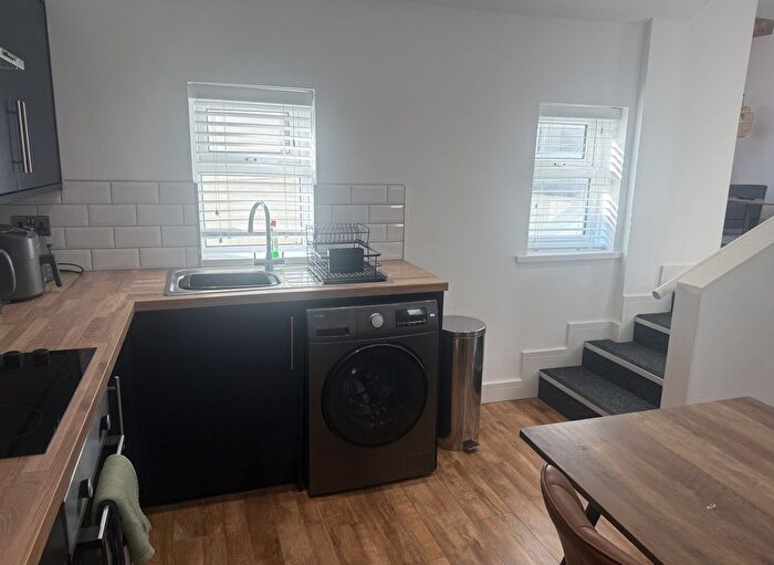 1 Bedroom Flat To Rent In Bridge Street, Newport, NP20