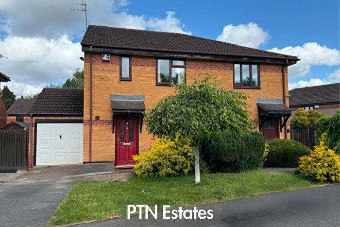 3 Bedroom Semi Detached House To Rent In Richardson Drive, Stourbridge, DY8