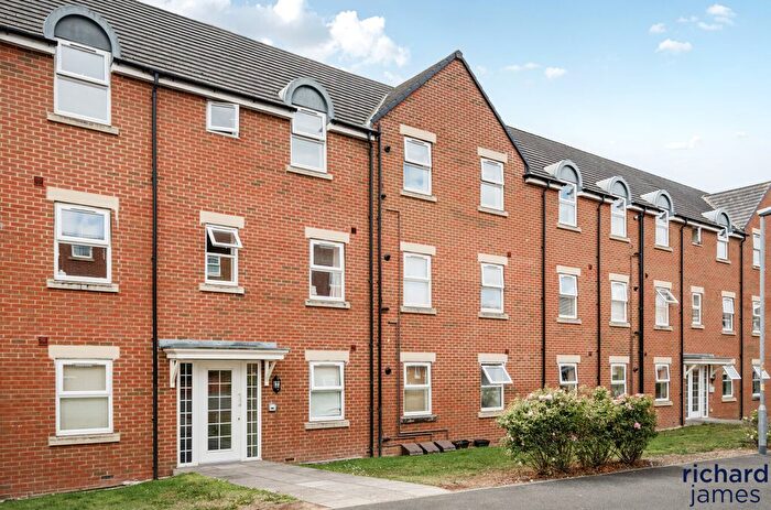 2 Bedroom Flat For Sale In Cloatley Crescent, Royal Wootton Bassett, SN4