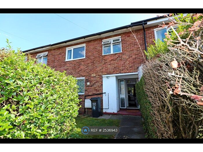 4 Bedroom Terraced House To Rent In Chennells, Hatfield, AL10