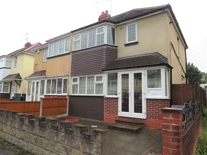 2 Bedroom Property To Rent In Griffiths Road, West Bromwich, B71