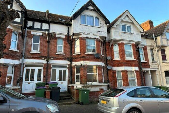 3 Bedroom Maisonette To Rent In Cambridge Gardens, Folkestone, CT20