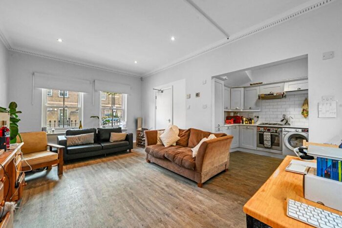 4 Bedroom Terraced House To Rent In Anchor Terrace, Cephas Avenue, London, E1